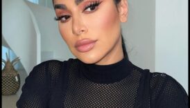 أحمر خدود جريء، توهج خفي: تحقيق الإشراق باستخدام تقنيات الماكياج الرائعة