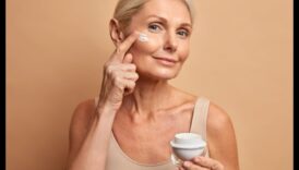 العناية بالبشرة للخطوط الدقيقة والتجاعيد: أساليب مستهدفة للشيخوخة برشاقة