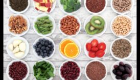 الأطعمة الفائقة ومكانها في نظام غذائي متوازن