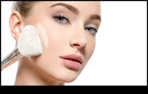 إعداد البودرة: نصائح للحصول على لمسة نهائية خالية من التجاعيد وطويلة الأمد