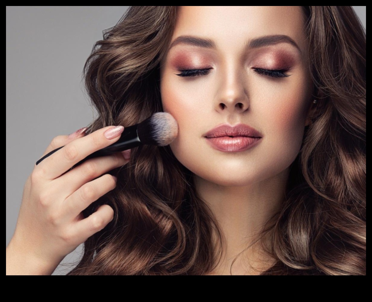 المكياج اليومي لأنواع البشرة المختلفة: تخصيص روتينك