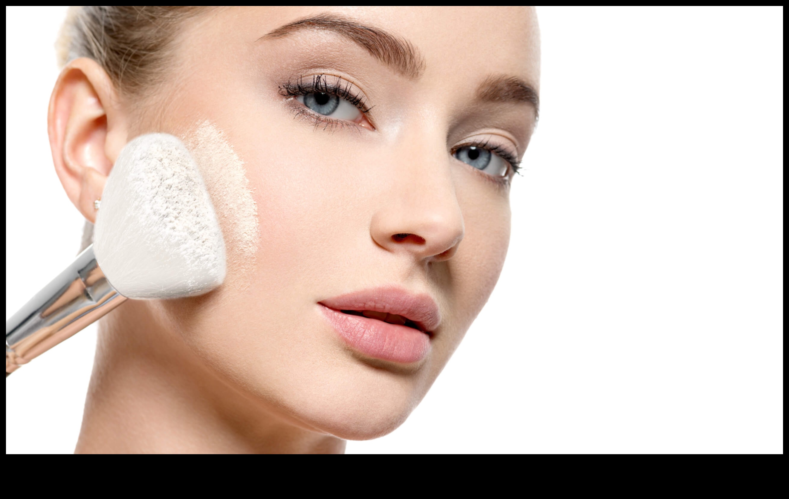 إعداد البودرة: نصائح للحصول على لمسة نهائية خالية من التجاعيد وطويلة الأمد